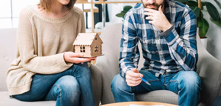 Why Sell Your House During Divorce in Naperville, IL?