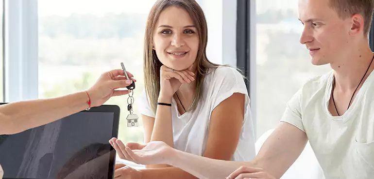 Why Choose Naperville Home Buyers to Sell Your House Our Investors in Naperville, IL?