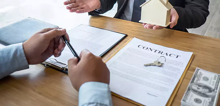 Sell Your House For Cash with Legal Issues Before It’s Too Late in Naperville, IL