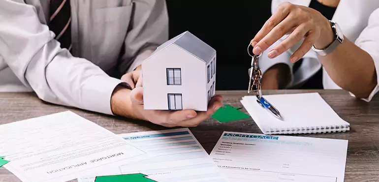 Why Homeowners in Naperville, IL Choose Our Off-Market Home Buying Process?