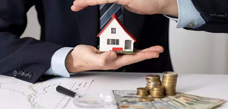 Who Do We Buy Houses From in Naperville, IL?
